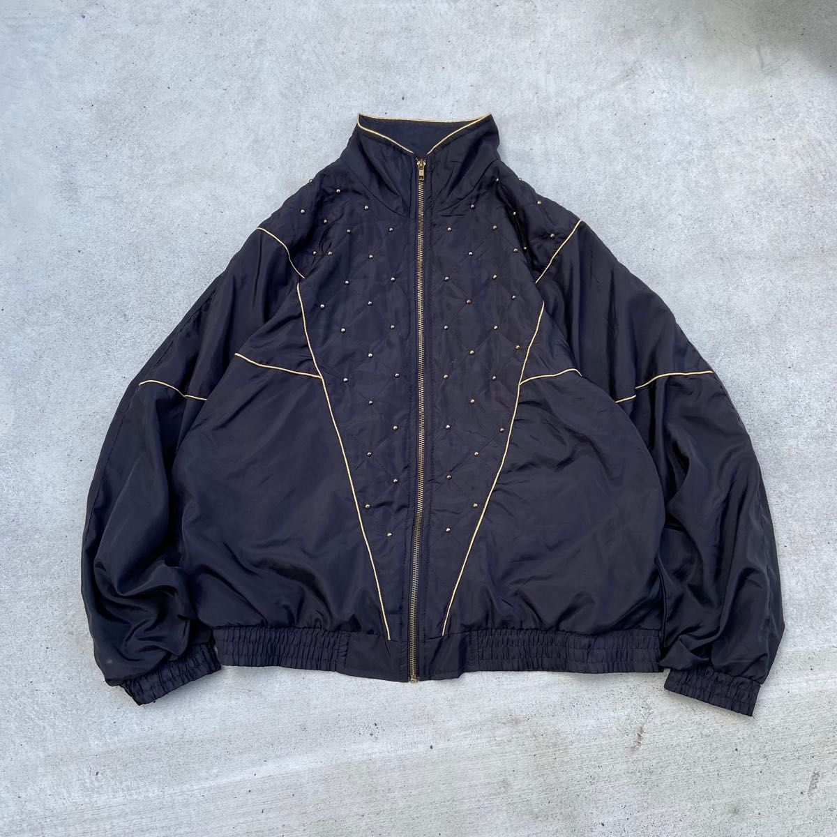 used old vintage jacket 短丈 ナイロンジャケット テック系 黒 used old vintage jacket 短丈 ナイロンジャケット テック系 黒