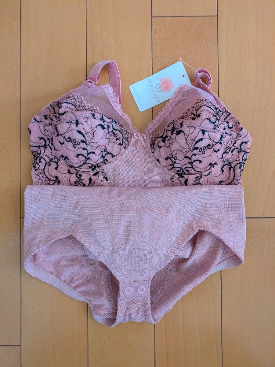 ダイアナボディスーツ 補正下着 Lサイズ｜Yahoo!フリマ（旧