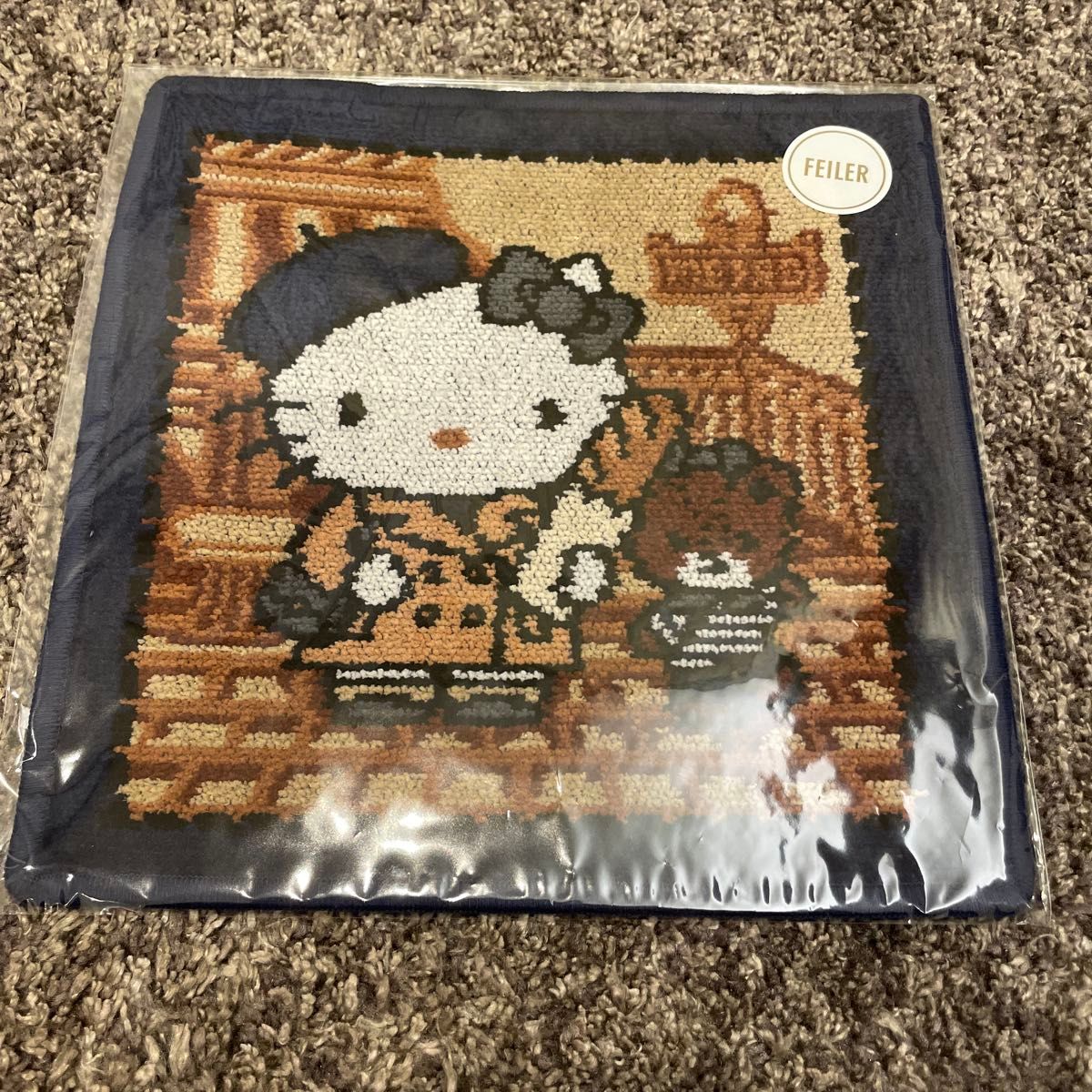 【FEILER/フェイラー】 別注 PARIS HELLO KITTY ネイビー FEILER/フェイラー 別注 PARIS HELLO KITTY ネイビー イエナ