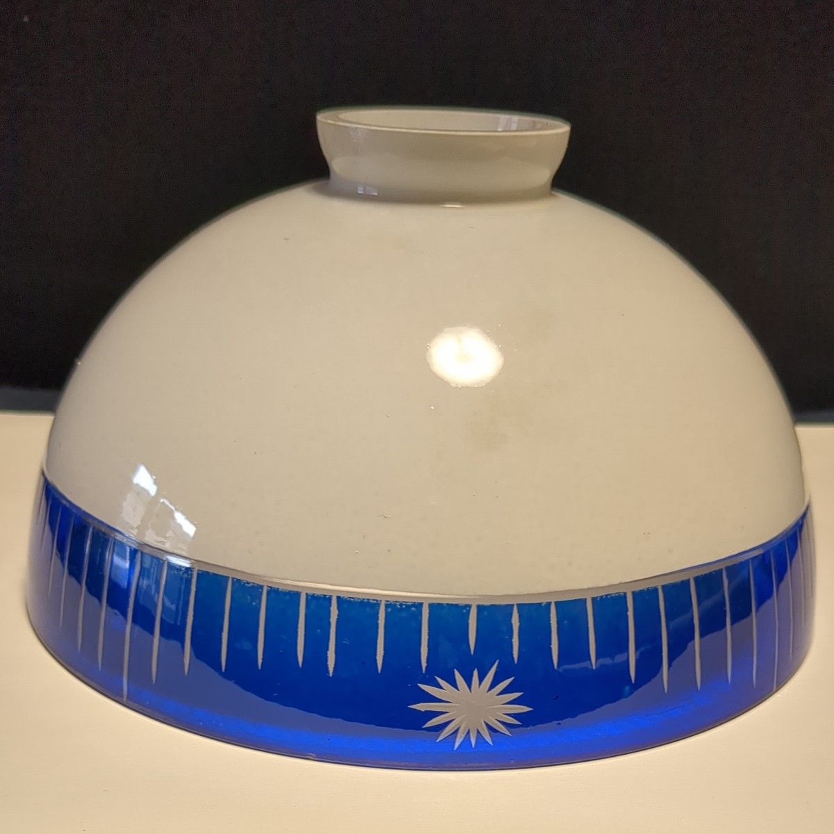 電笠 乳白青切子ガラス