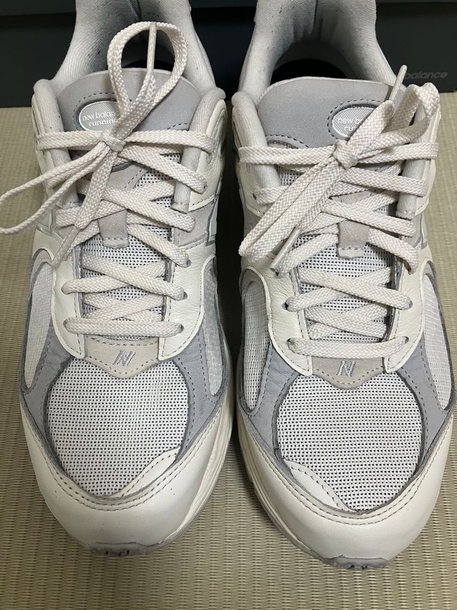 ニューバランス New Balance 2002R ホワイト 29 箱付き ニューバランス New Balance 2002R ホワイト 29 箱付き