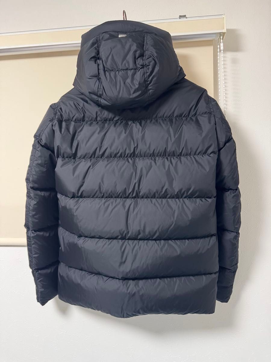 新品未使用 HERNO ダウンジャケット POLAR TECH ミリタリー 新品未使用 HERNO ダウンジャケット POLAR TECH ミリタリー