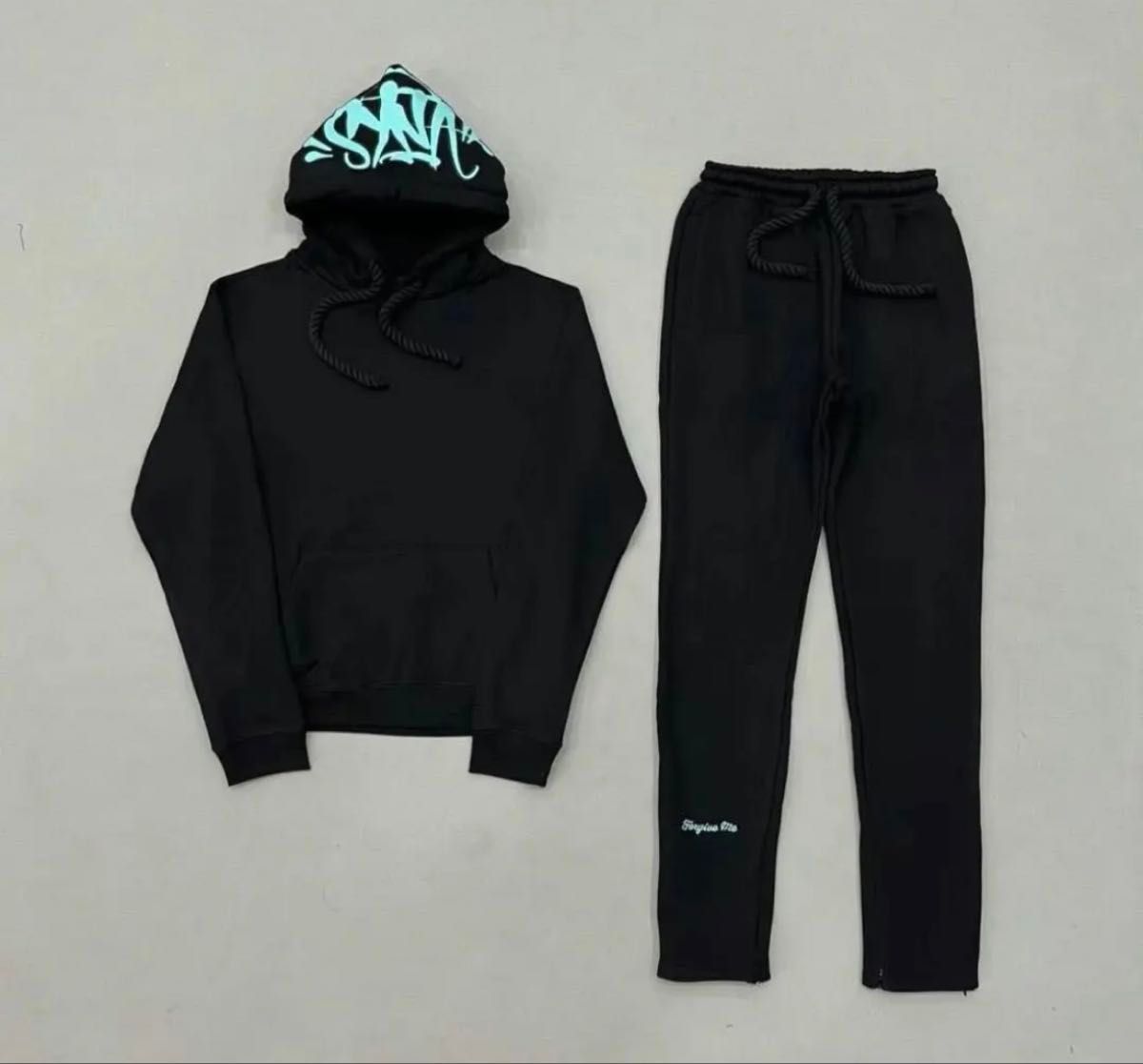 syna world セットアップ ブラック×ブルー【確実正規品】シナ syna world セットアップ ブラック×ブルー【確実正規品】シナ