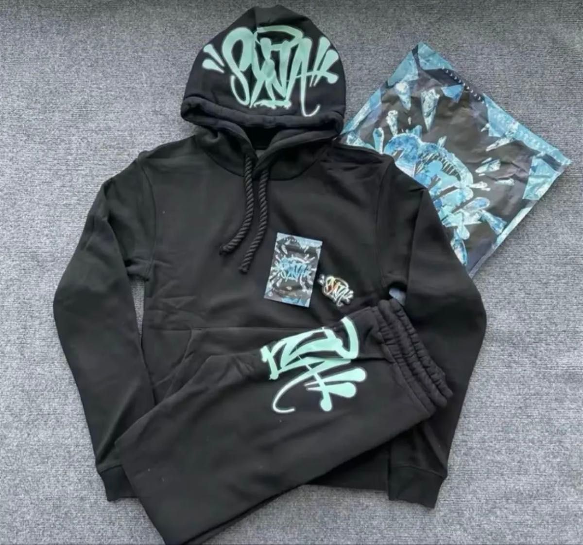 syna world セットアップ ブラック×ブルー【確実正規品】シナ syna world セットアップ ブラック×ブルー【確実正規品】シナ