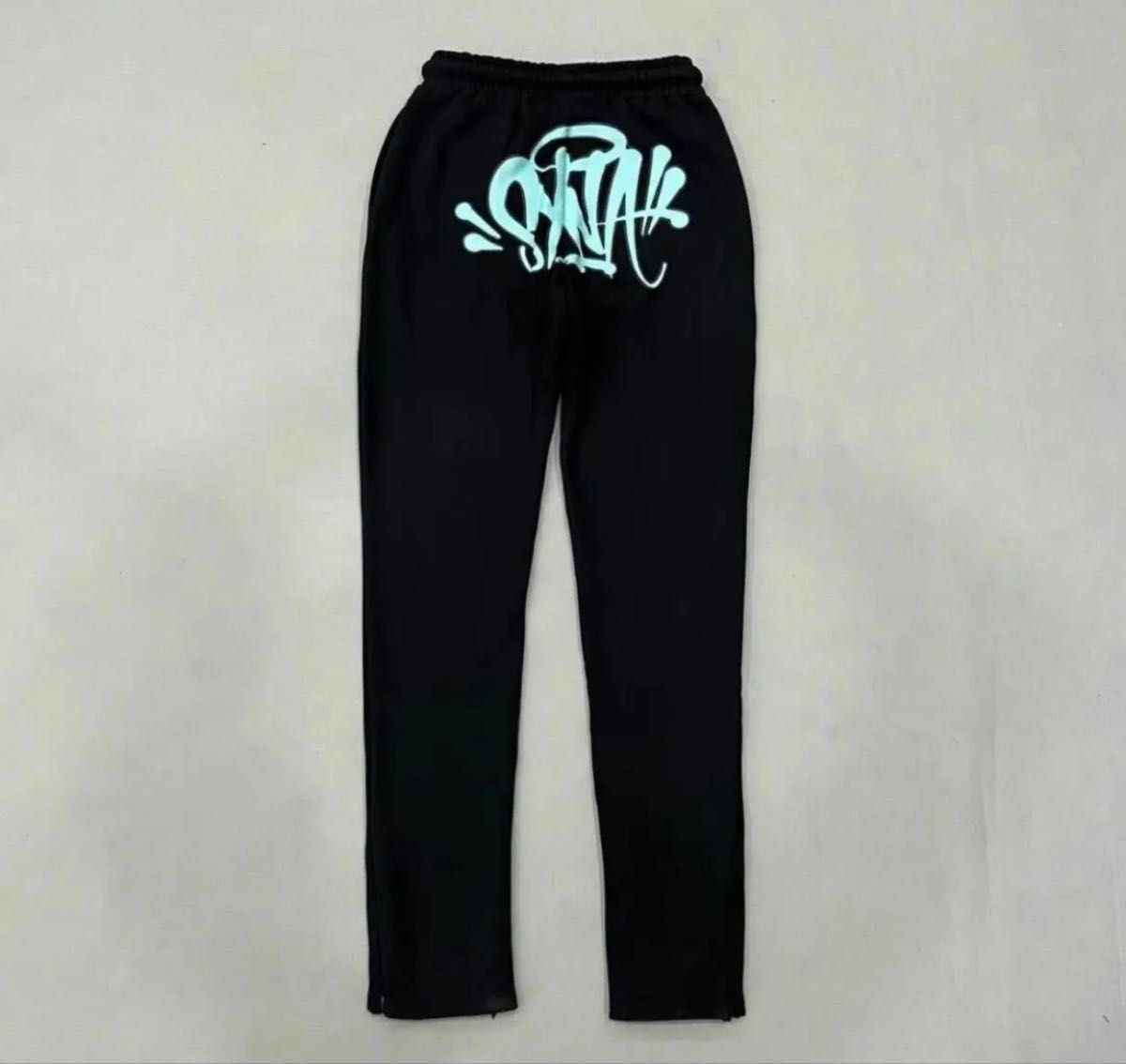 syna world セットアップ ブラック×ブルー【確実正規品】シナ syna world セットアップ ブラック×ブルー【確実正規品】シナ