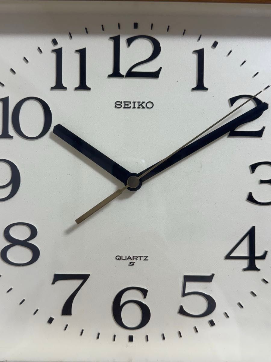 SEIKO QUARTZ 天然木製 四角 掛け時計 アナログ 昭和レトロ SEIKO QUARTZ 天然木製 四角 掛け時計 アナログ 昭和レトロ