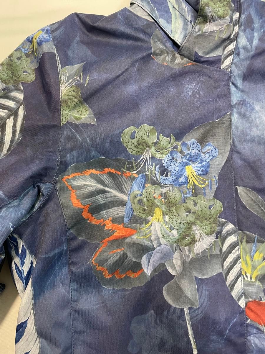 美品 ROXY ロキシー スノーボードウェア ジャケット 花柄 美品 ROXY ロキシー スノーボードウェア ジャケット 花柄