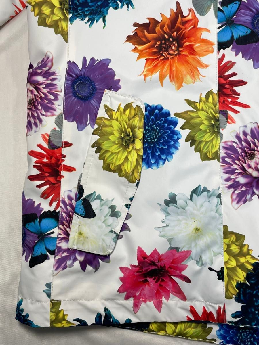 美品 入手困難 ROXY スノーボードウェア ジャケット 蜷川実花 美品 入手困難 ROXY スノーボードウェア ジャケット 蜷川実花
