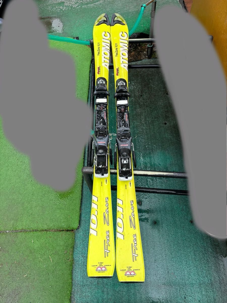 ATOMIC Free Zone 10 11 HYPER CARBON 160cm (ストック付き ATOMIC Free Zone 10 11 HYPER CARBON 160cm (ストック付き