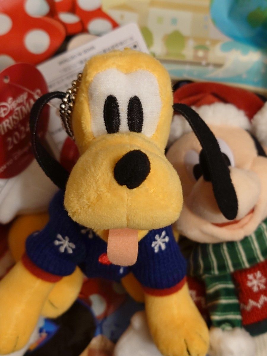 ディズニー クリスマス ぬいぐるみバッジ 2024 ミッキー ミニー ディズニー クリスマス ぬいぐるみバッジ 2024 ミッキー ミニー