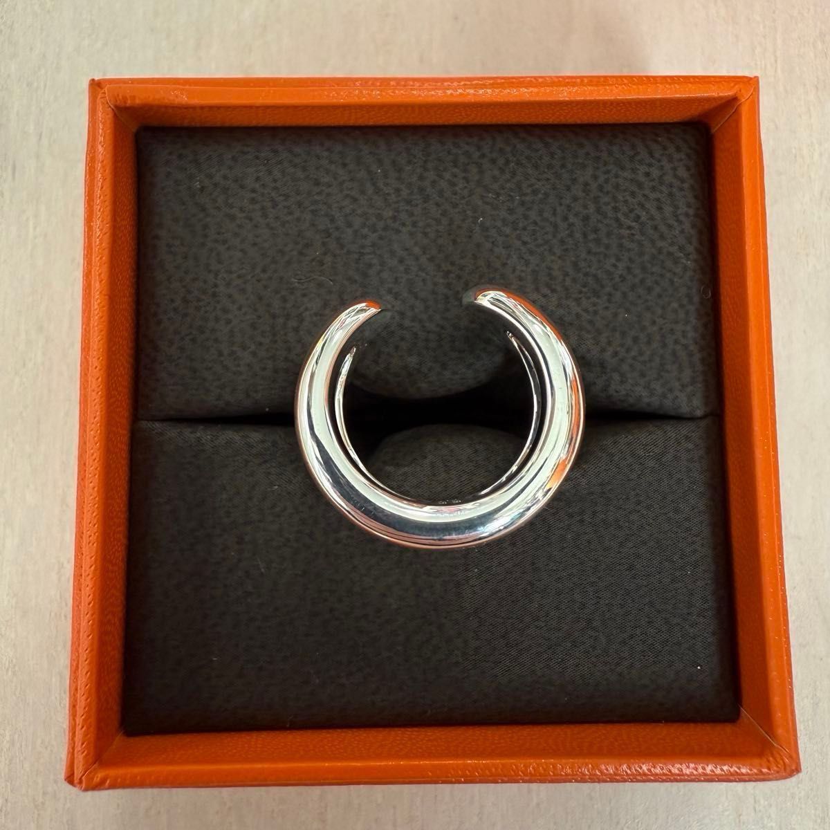 新品未使用】HERMES エルメス オスモズ PM リング 指輪 50サイズ 新品未使用】HERMES エルメス オスモズ PM リング 指輪 50サイズ