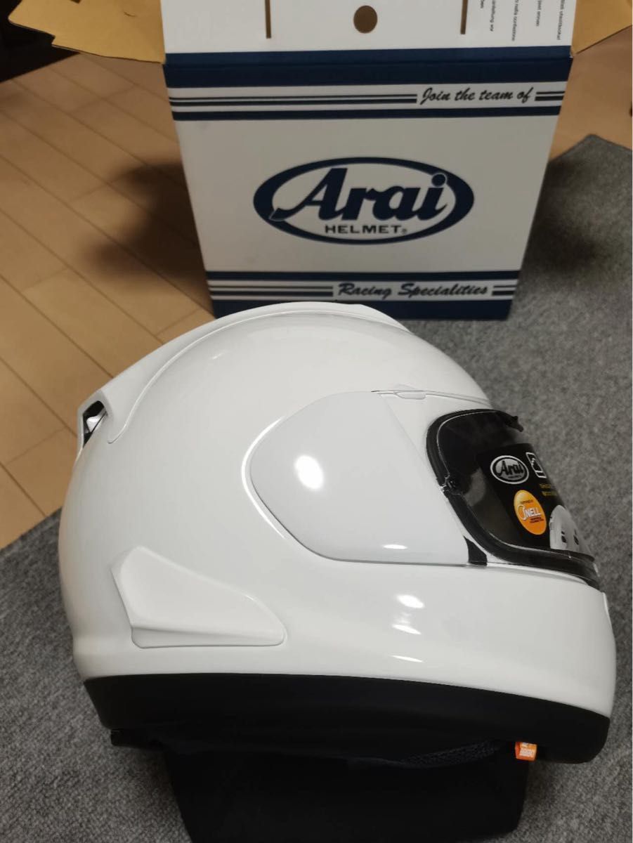 Arai アライ フルフェイスヘルメット RX7X 単色 グラスホワイト Arai アライ フルフェイスヘルメット RX7X 単色 グラスホワイト