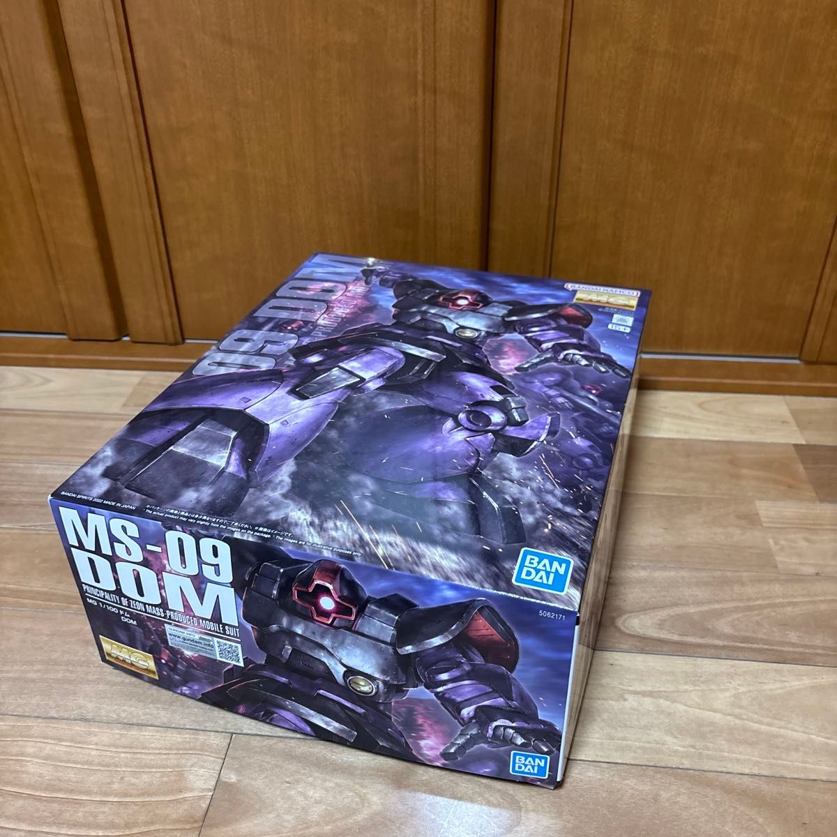 MS-09 ドム (1/100スケール MG 機動戦士ガンダム 機動戦士 MS-09 ドム (1/100スケール MG 機動戦士ガンダム 機動戦士
