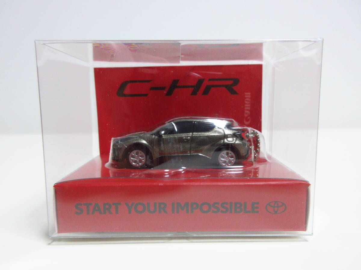 トヨタ 新型C-HR CHR 後期　2019 最新モデル　非売品 LED ミニカー キーホルダー　オキサイドブロンズメタリック_画像1
