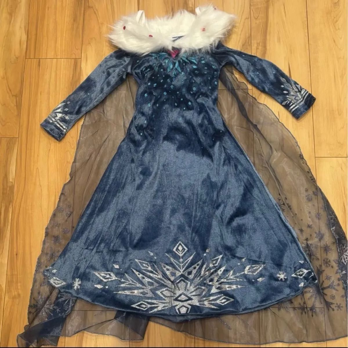 新品 アナ雪 家族の思い出 エルサ ドレス ワンピース ディズニー 新品 アナ雪 家族の思い出 エルサ ドレス ワンピース ディズニー