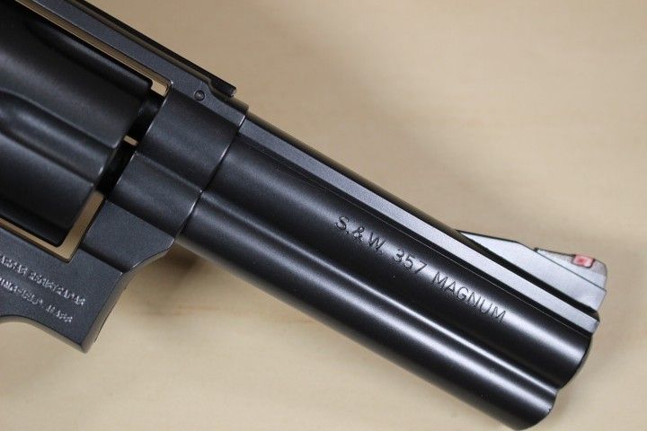 あぶない刑事 タカ仕様 クラウンモデル S&W M586 4インチ エア あぶない刑事 タカ仕様 クラウンモデル S&W M586 4インチ エア