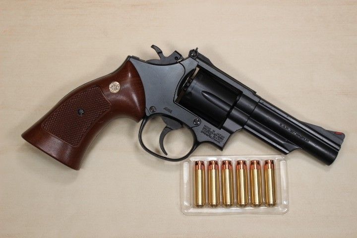 次元大介 仕様 東京マルイ S&W M19 コンバットマグナム 4インチ 次元大介 仕様 東京マルイ S&W M19 コンバットマグナム 4インチ