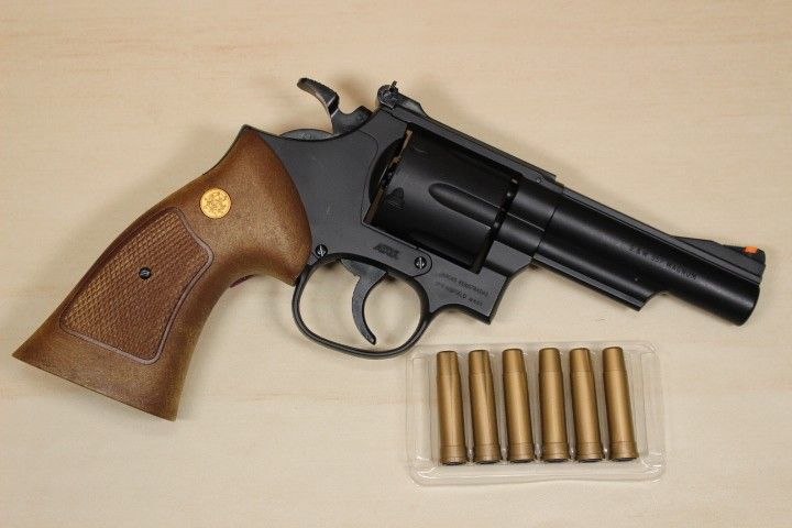 次元大介 ガスガン S&W M19 コンバットマグナム 4インチ 次元大介 ガスガン S&W M19 コンバットマグナム 4インチ