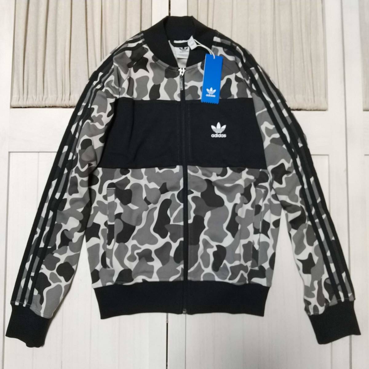 6125円 【超希少】新品タグ付 アディダスオリジナルス CAMO 6125円 【超希少】新品タグ付 アディダスオリジナルス CAMO