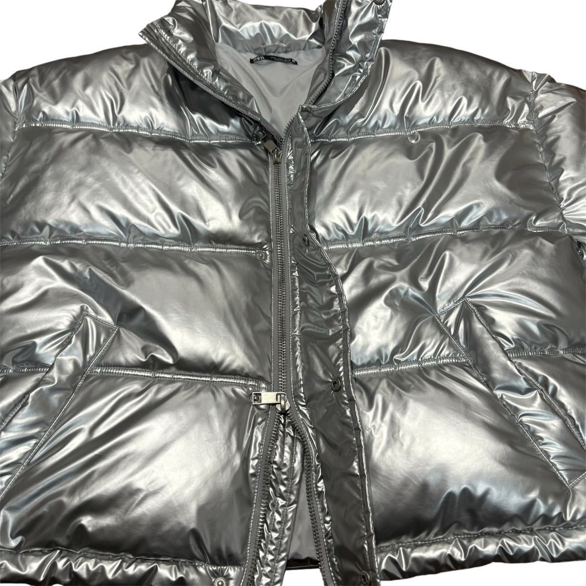ZARA ザラ メタリック シルバー ダウンジャケット XL 大きい ZARA ザラ メタリック シルバー ダウンジャケット XL 大きい