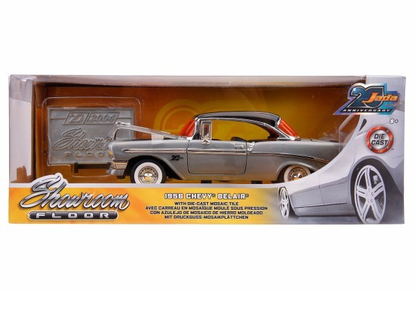 Jada Toys 20th Anniversary 1:24 Пол выставочного зала -1956 Chevy Bel Air Mini Mini Car Cast Car