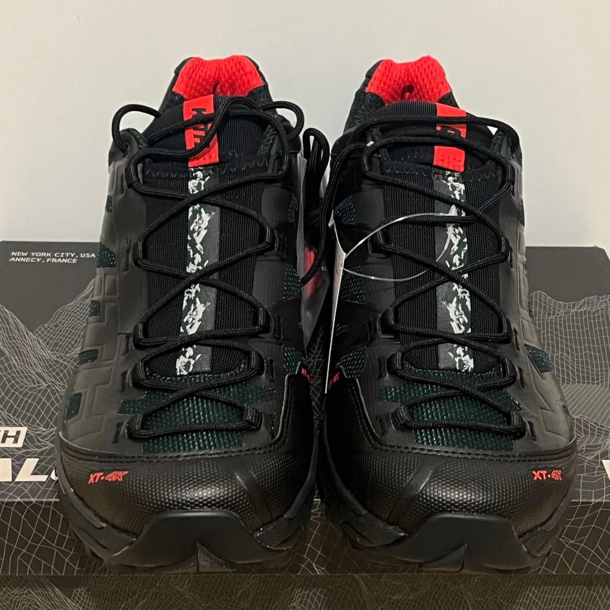 新品28 5/KITH × Salomon XT-4K Bright White/Ashes of Roses 新品28 5/KITH × Salomon XT-4K Bright White/Ashes of Roses