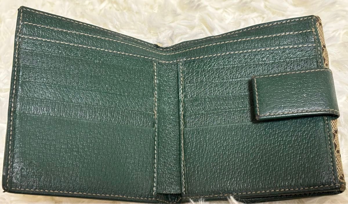 希少デザイン GUCCI グッチ GG 二つ折り財布|Yahoo!フリマ(旧 希少デザイン GUCCI グッチ GG 二つ折り財布|Yahoo!フリマ(旧
