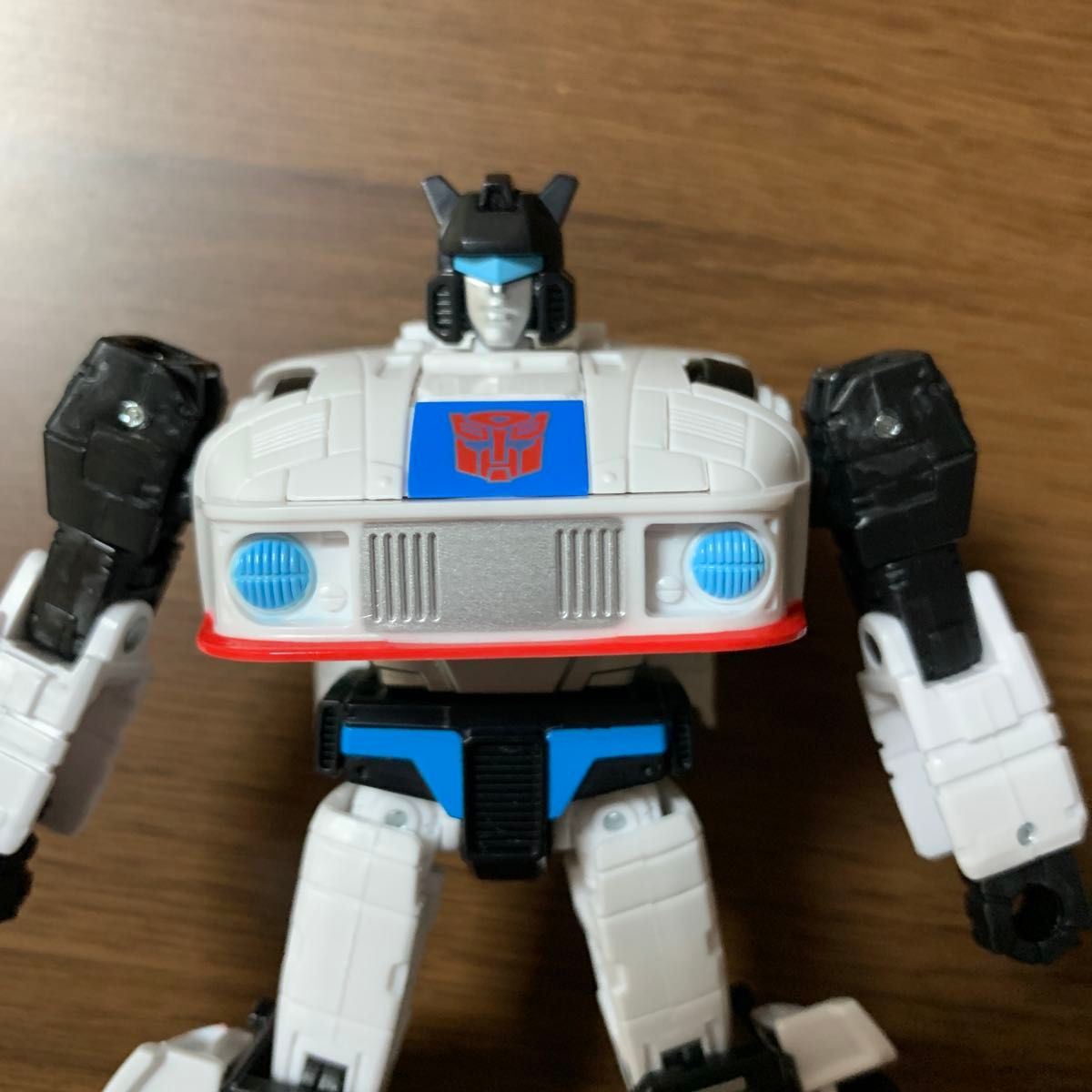 トランスフォーマー Dramatic Capture Series オートボット トランスフォーマー Dramatic Capture Series オートボット