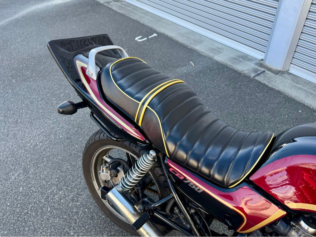 ① CB750F 2 RC42 CB750-2 リア羽 リアシートカウル ウイング ① CB750F 2 RC42 CB750-2 リア羽 リアシートカウル ウイング