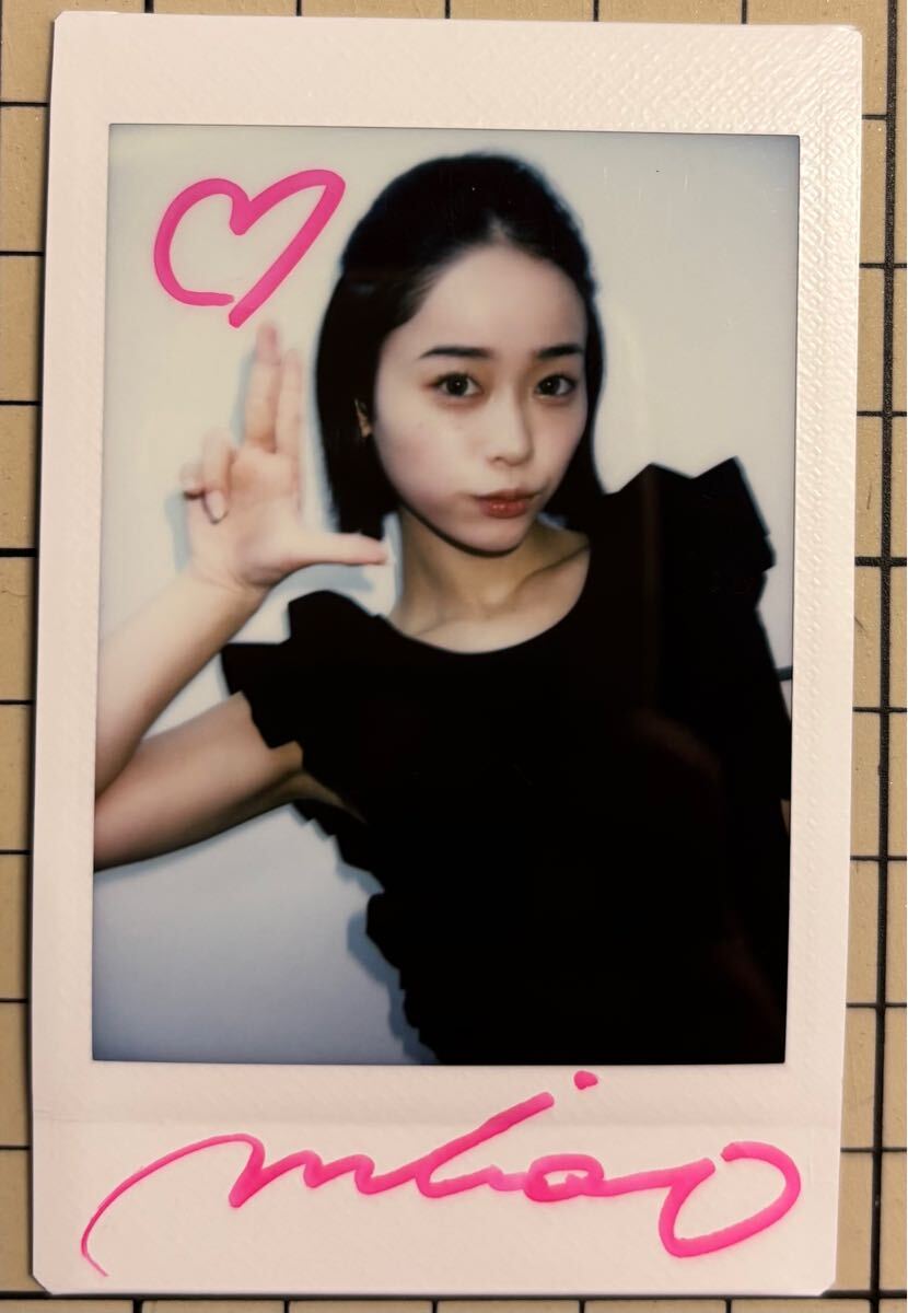 MINAMO サイン入りチェキ② AV女優 ソフトオンデマンド SOD 巨乳 MINAMO サイン入りチェキ② AV女優 ソフトオンデマンド SOD 巨乳
