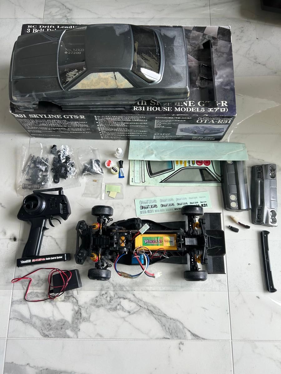 美品】ドリフト ラジコンカー ストリートジャム OTA-R31 美品】ドリフト ラジコンカー ストリートジャム OTA-R31