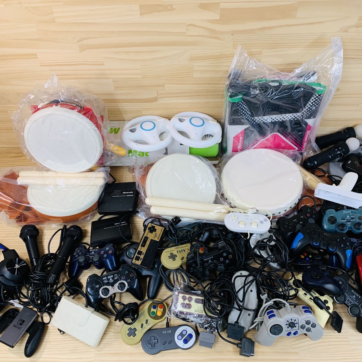 完璧わいふによる Yahoo!オークション - HORI ジャンク品 まとめ売り 3A43371 コントローラー