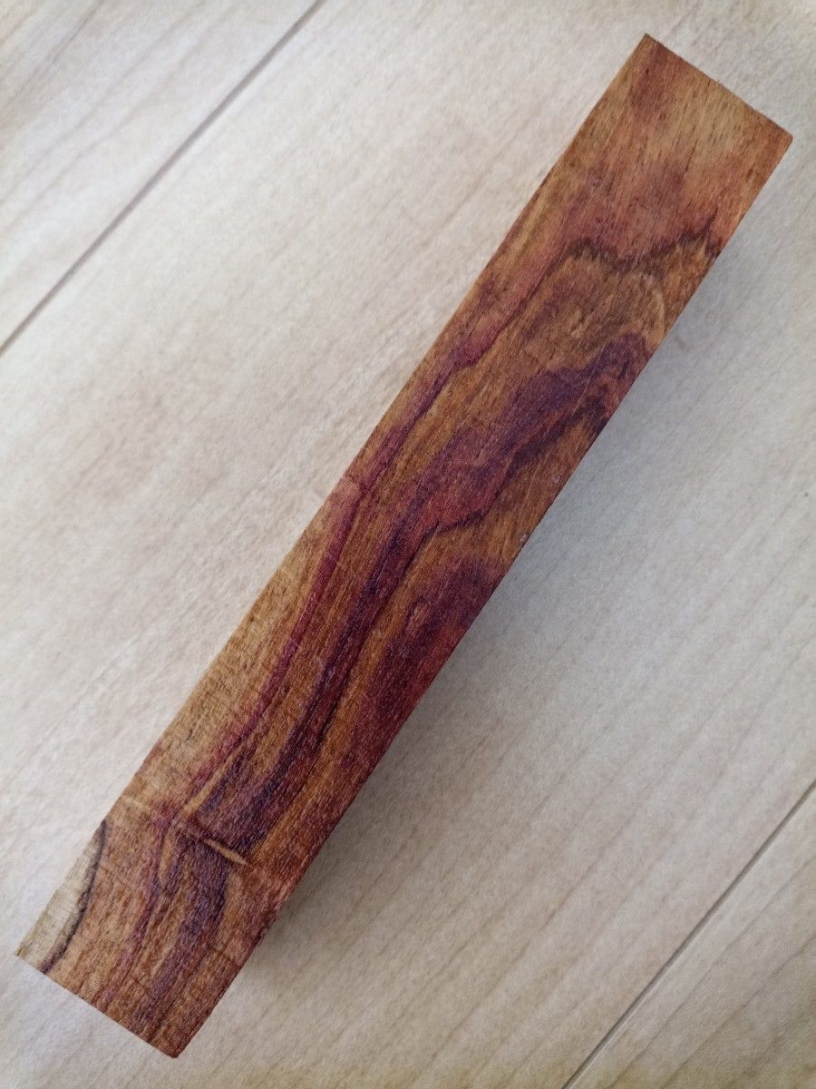 本物 越南黄花梨 Dalbergia tonkinensis 黄檀 ペンブランク 木材 本物 越南黄花梨 Dalbergia tonkinensis 黄檀 ペンブランク 木材