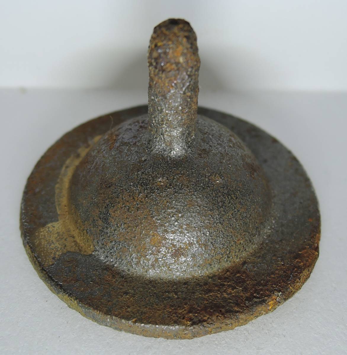 *03E④ Showa Retro # iron . comfort / koma / whirligig castings iron # diameter 41mm