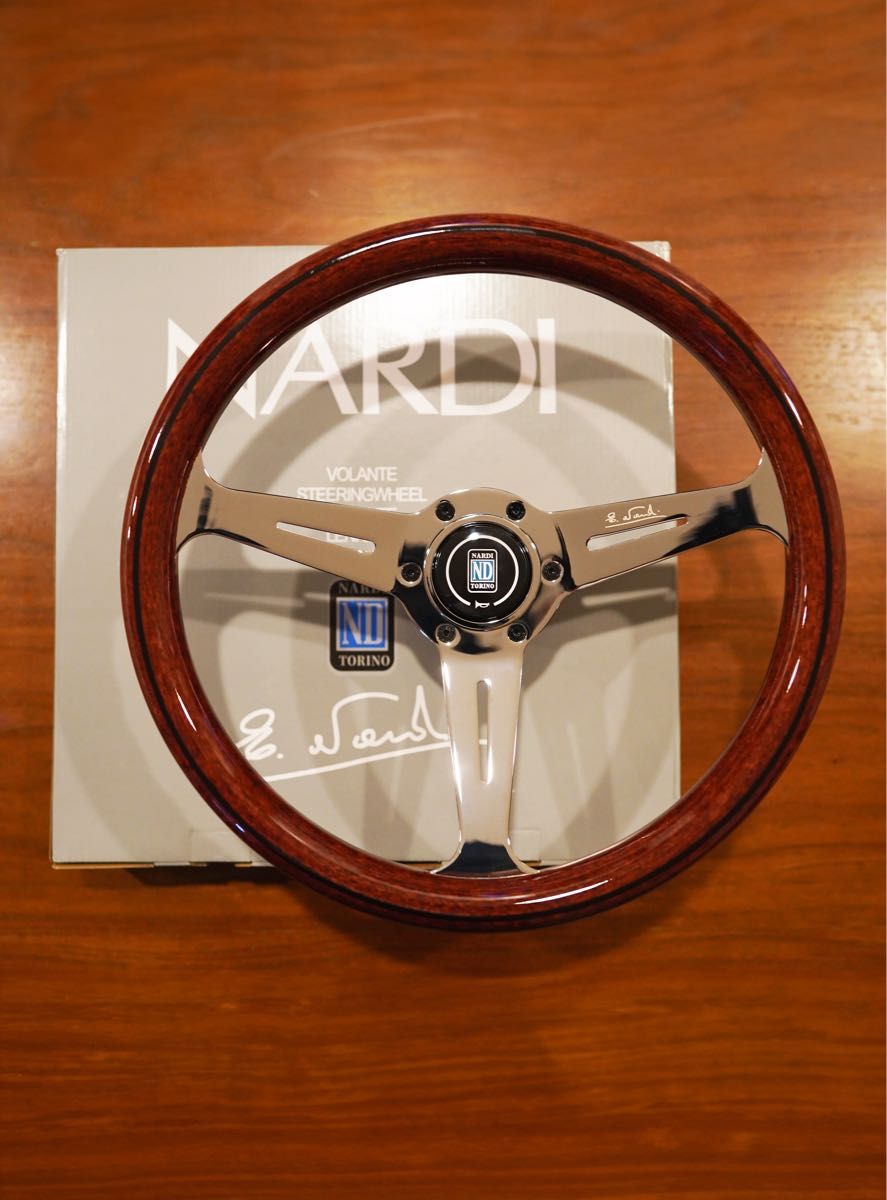 【大特価セール】ナルディクラシック ウッドステアリング 14インチ②☆★ 年末大特価】ナルディ(NARDI)クラシック ウッドステアリング