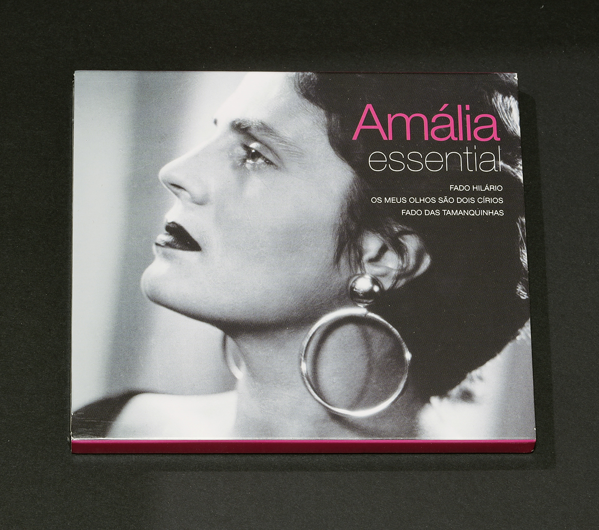 中古品『Essential』Amlia ファド _画像1