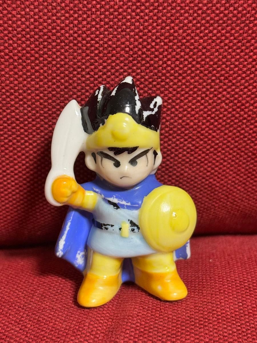 エニックス製 ドラゴンクエスト 勇者 陶器 フィギュア 当時物 エニックス製 ドラゴンクエスト 勇者 陶器 フィギュア 当時物