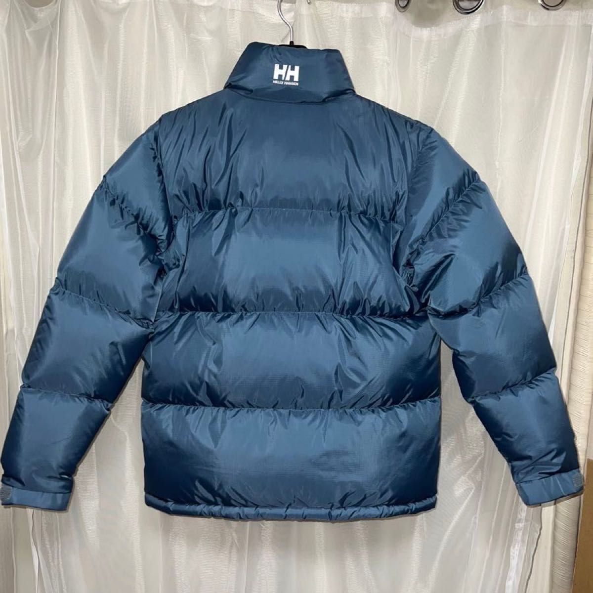 美品 定価4万円 HELLY HANSEN ヘリーハンセン フィリーダウン 美品 定価4万円 HELLY HANSEN ヘリーハンセン フィリーダウン