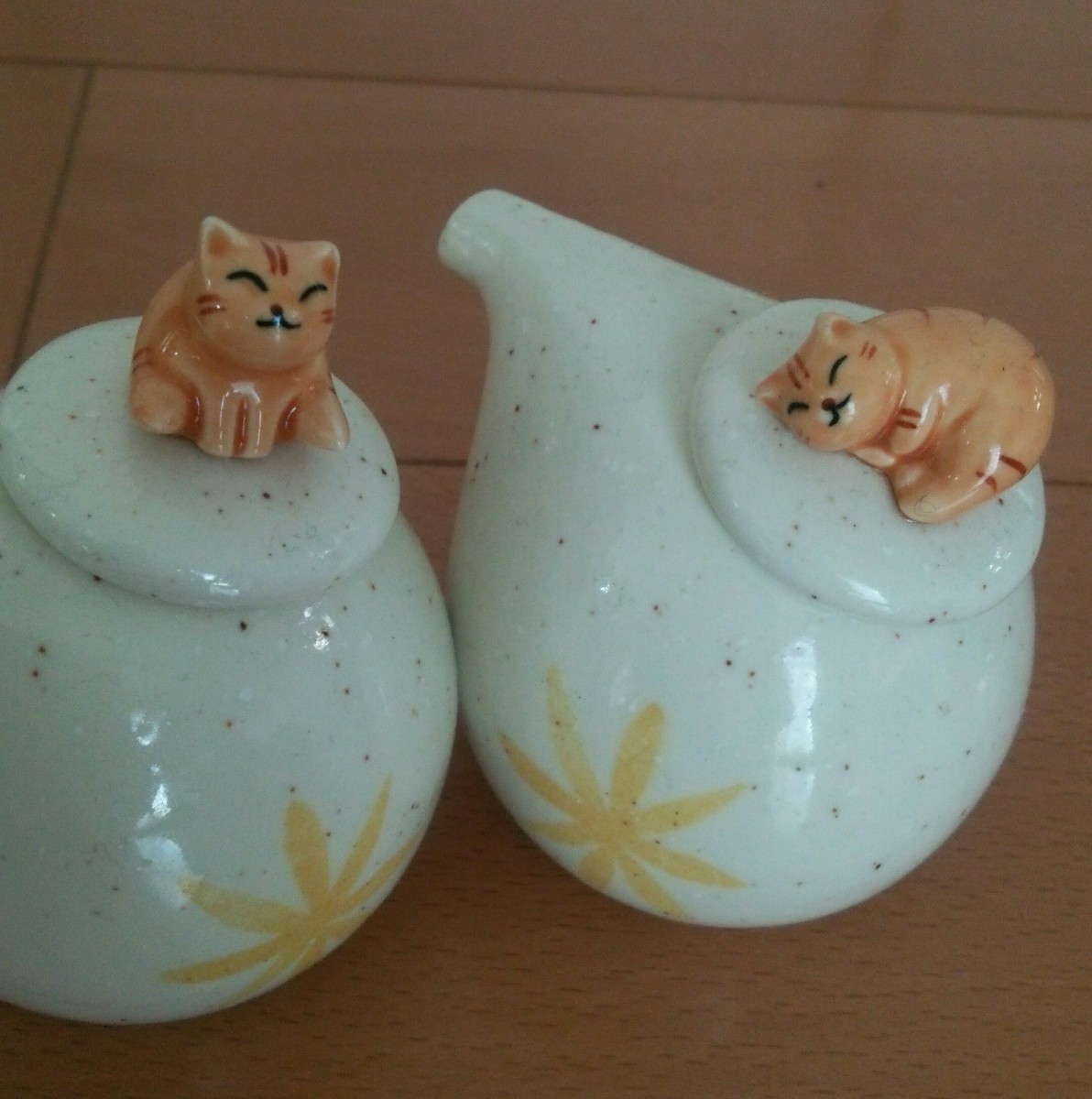 Paypayフリマ 調味料入れ醤油さし ソース入れ かわいい猫ちゃん陶器 Paypayフリマ 調味料入れ醤油さし ソース入れ かわいい猫ちゃん陶器