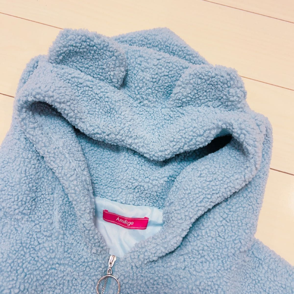 美品】Amilige アミリージュ bear ベアボアプルパーカー ブルー 美品】Amilige アミリージュ bear ベアボアプルパーカー ブルー