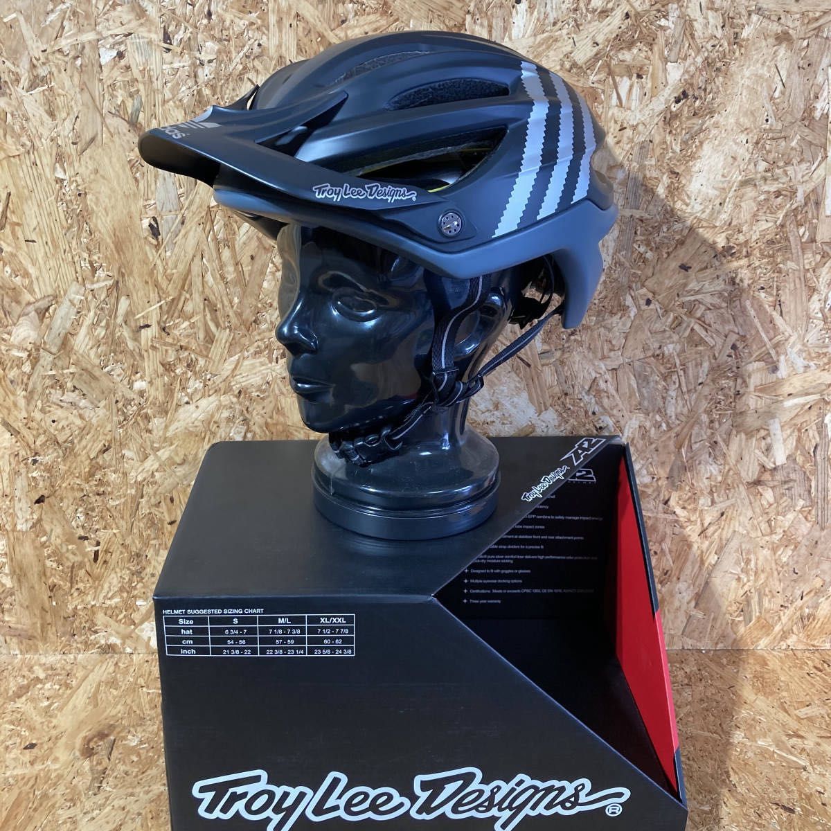 adidas Troy Lee designs A2 Mips ヘルメット コラボ 別注 限定 adidas Troy Lee designs A2 Mips ヘルメット コラボ 別注 限定