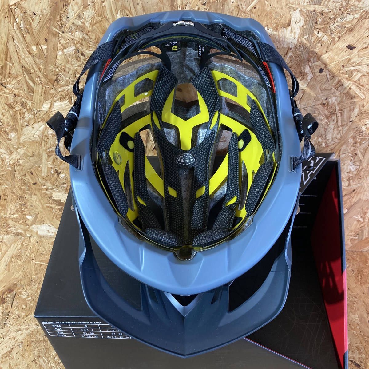 adidas Troy Lee designs A2 Mips ヘルメット コラボ 別注 限定 adidas Troy Lee designs A2 Mips ヘルメット コラボ 別注 限定