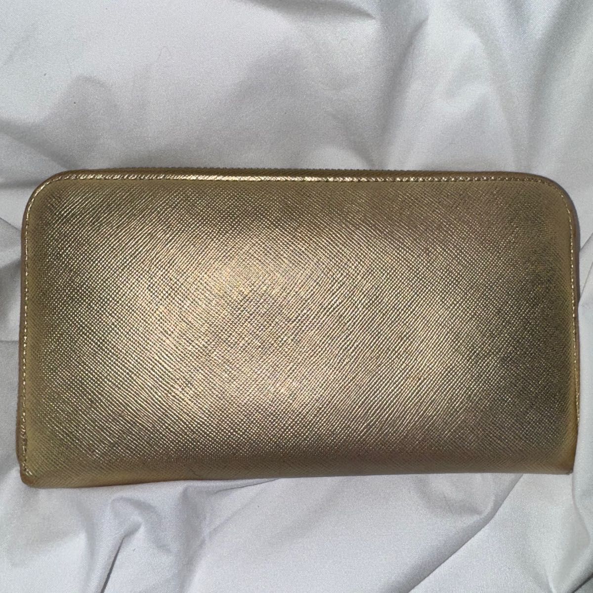 確実本物】PRADA プラダ 長財布 ゴールド 金色 金運アップ 確実本物】PRADA プラダ 長財布 ゴールド 金色 金運アップ