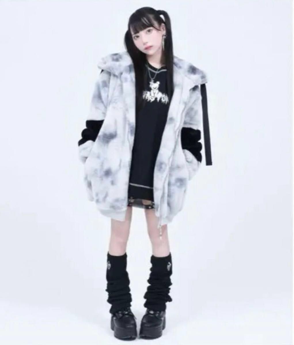 美品】travas tokyo トラバストーキョー ファー パーカー 美品】travas tokyo トラバストーキョー ファー パーカー