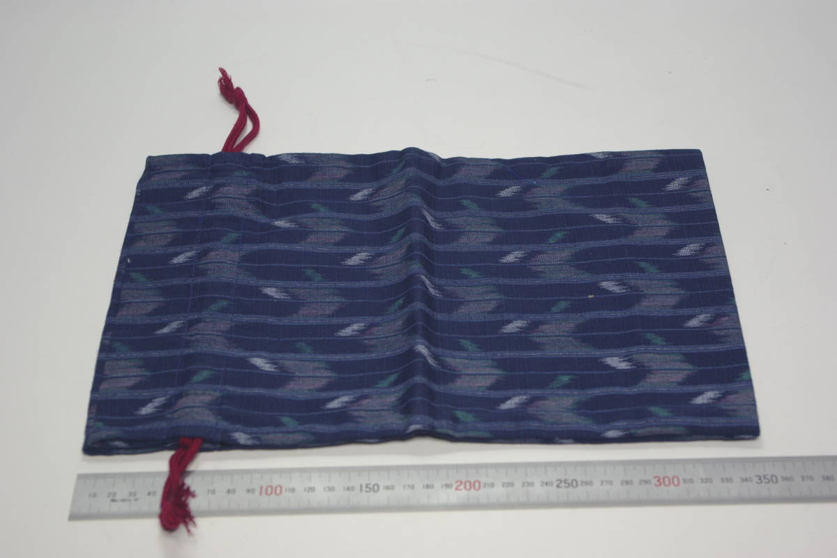 温泉巾着ポーチ・青色矢絣柄・ハンドメイド手作り品 未使用「おかあさんのお針箱」00100006