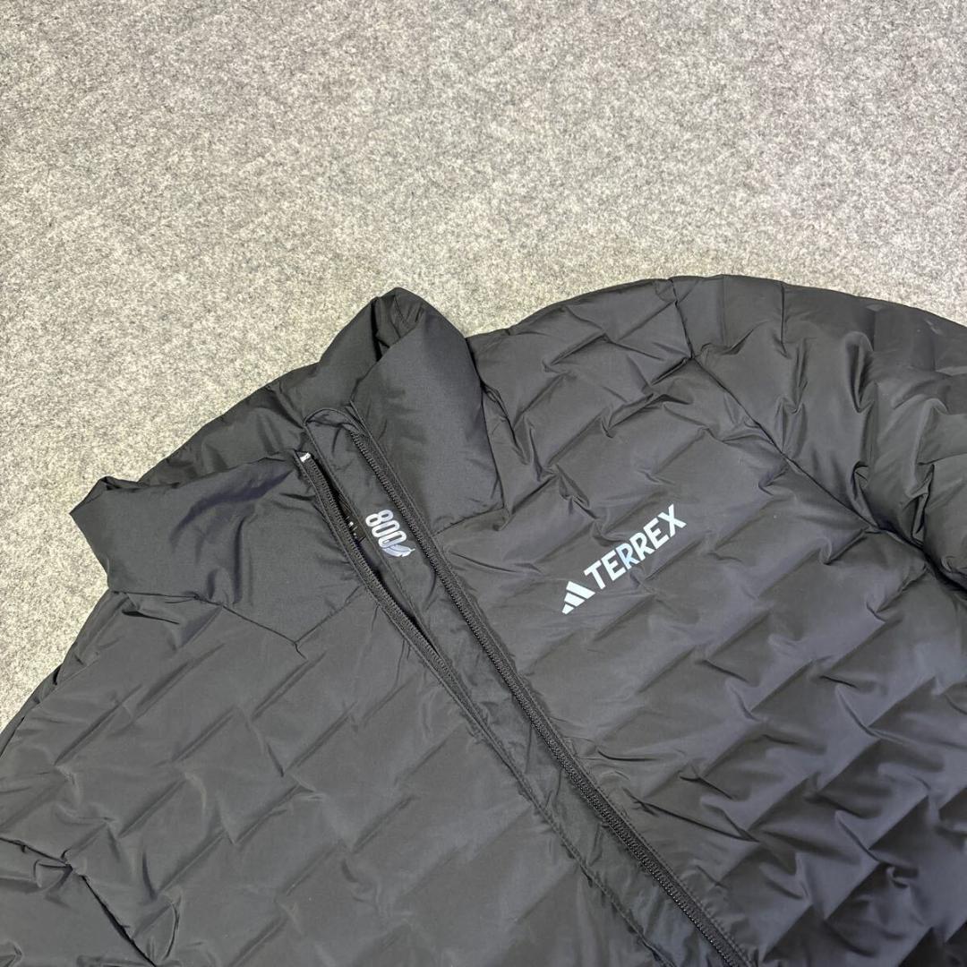 2XLサイズ 定価3万800円 新品 アディダス M TERREX ライト 2XLサイズ 定価3万800円 新品 アディダス M TERREX ライト