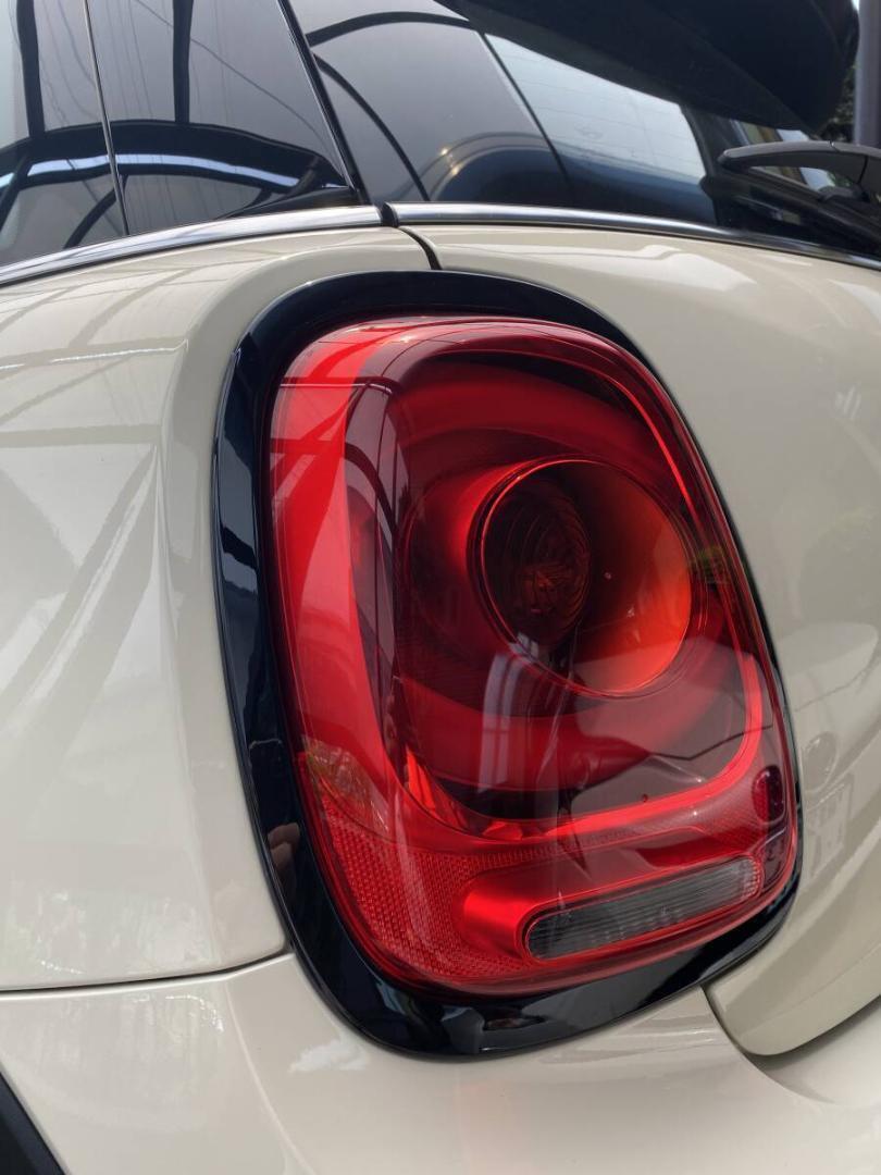 MINI F55 F56 F57 ピアノブラック ライトトリム 前後セット MINI F55 F56 F57 ピアノブラック ライトトリム 前後セット