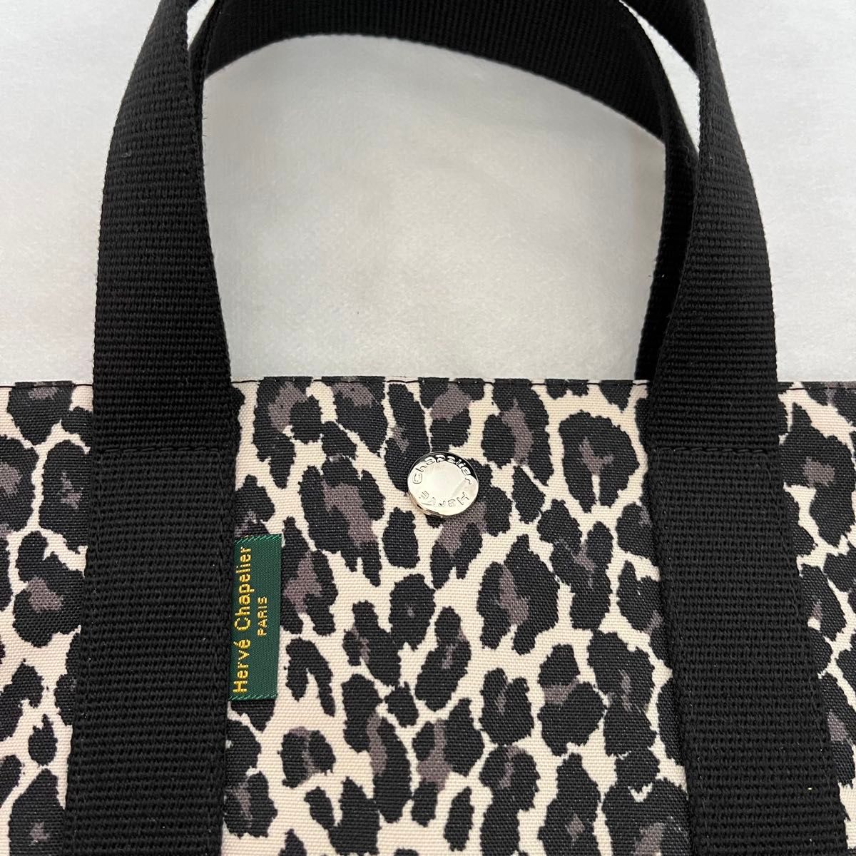 美品 エルベシャプリエ 1707F パンサーブラン×ノワール|Yahoo 美品 エルベシャプリエ 1707F パンサーブラン×ノワール|Yahoo