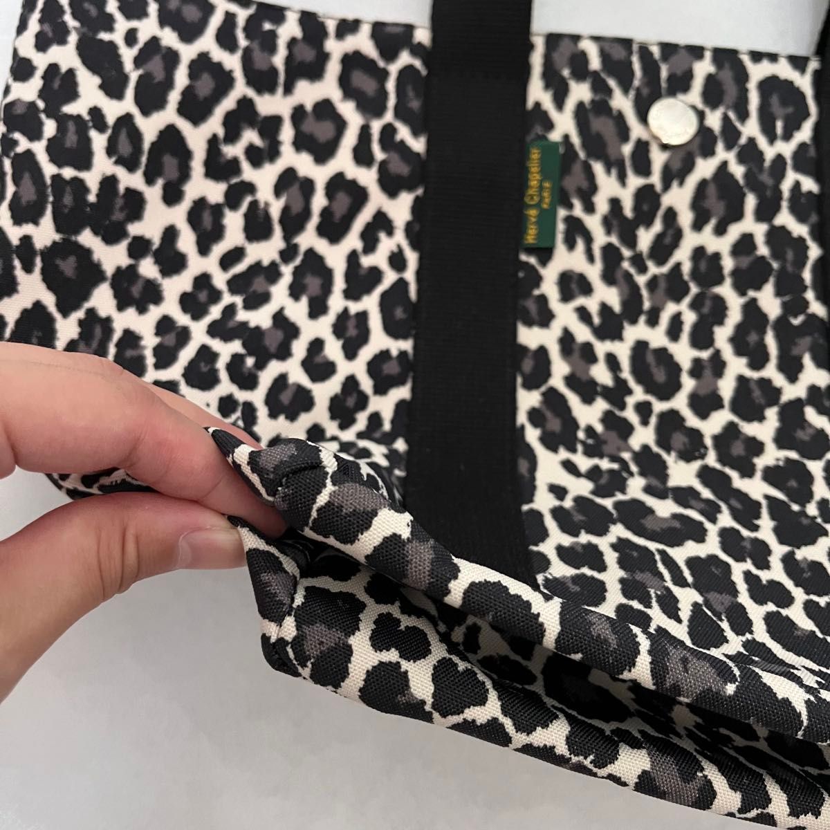 美品 エルベシャプリエ 1707F パンサーブラン×ノワール|Yahoo 美品 エルベシャプリエ 1707F パンサーブラン×ノワール|Yahoo