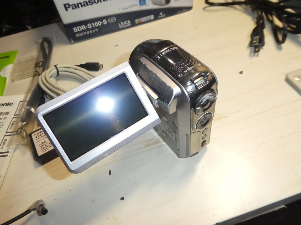 Panasonic SDR-S100-S SDビデオカメラ Leica 箱付き_画像5